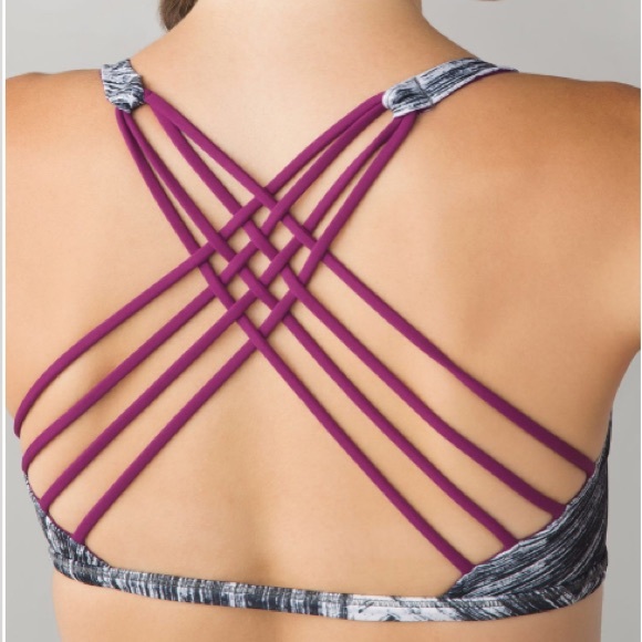 lululemon athletica Other - 🍋 Lululemon Free To Be Wild sports bra Sz. 6